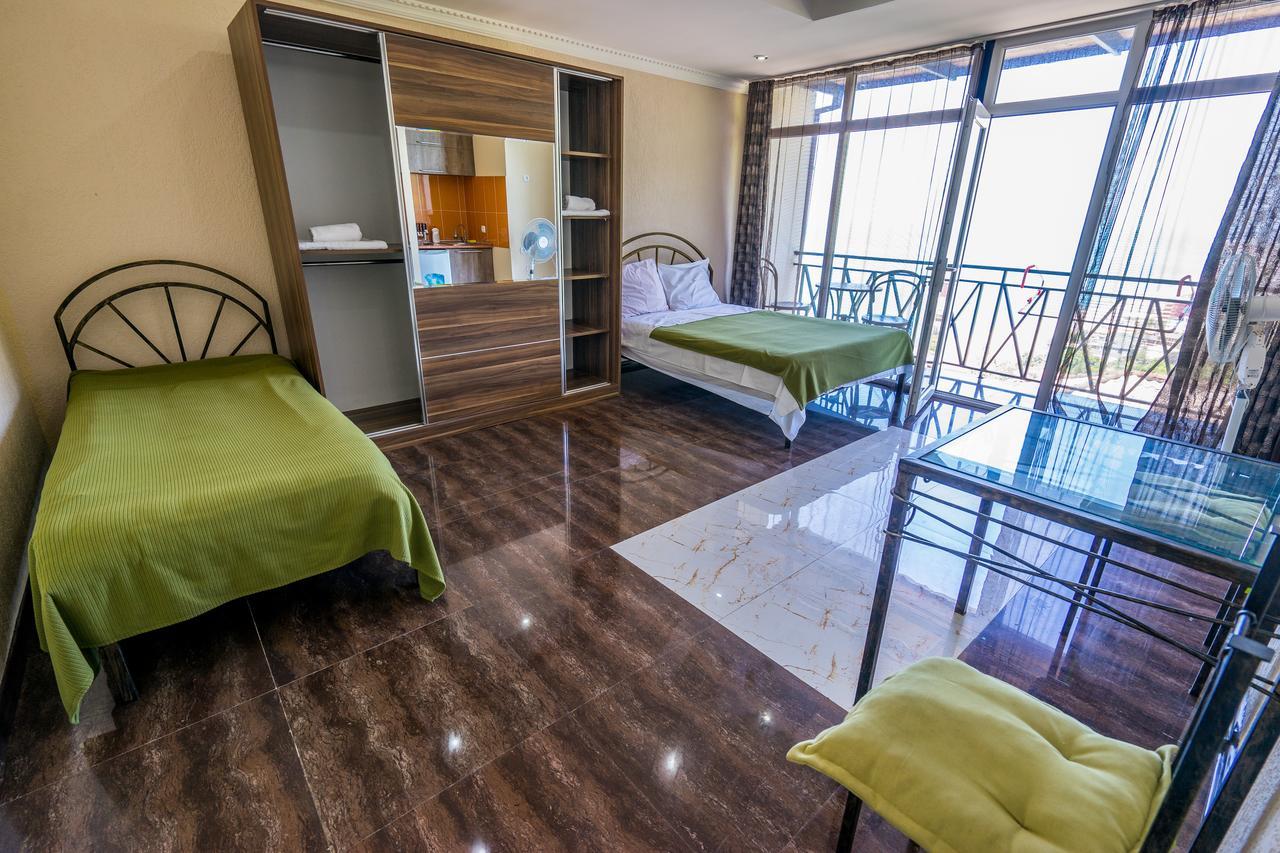 Aniva The Hotel Batumi Exteriér fotografie
