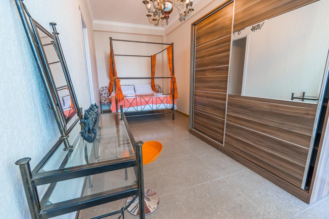Aniva The Hotel Batumi Exteriér fotografie